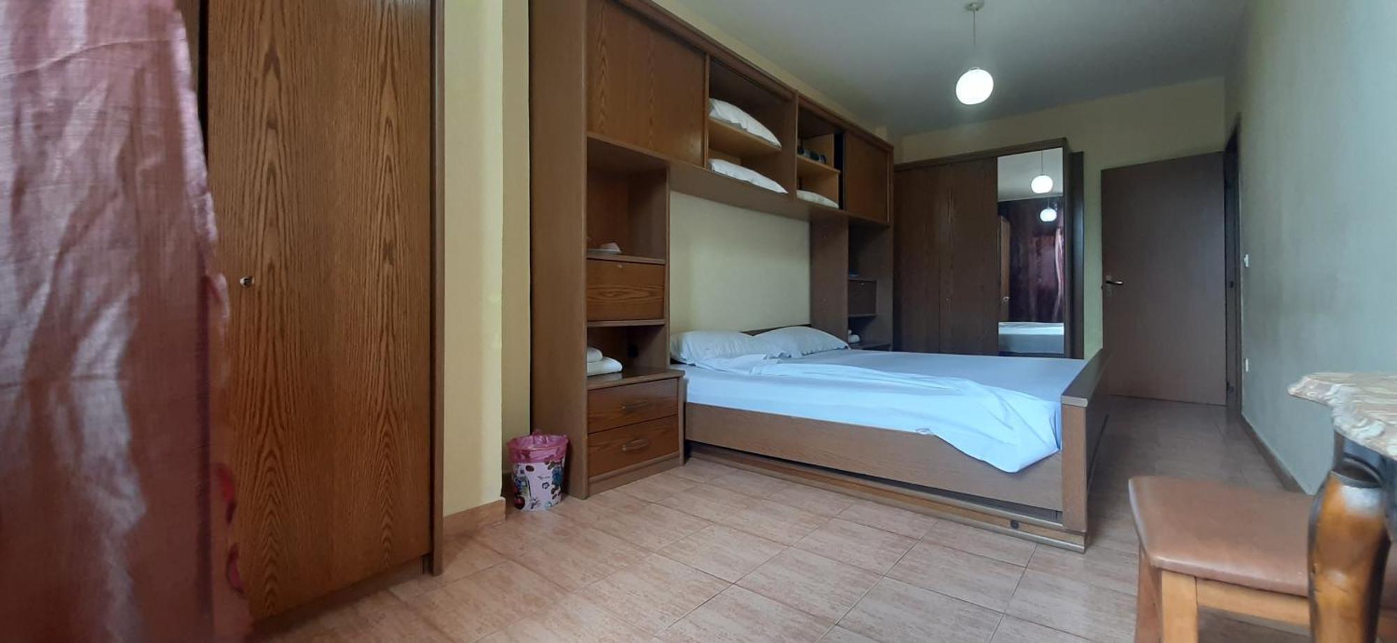 Enki'S Guesthouse Tirana Extérieur photo