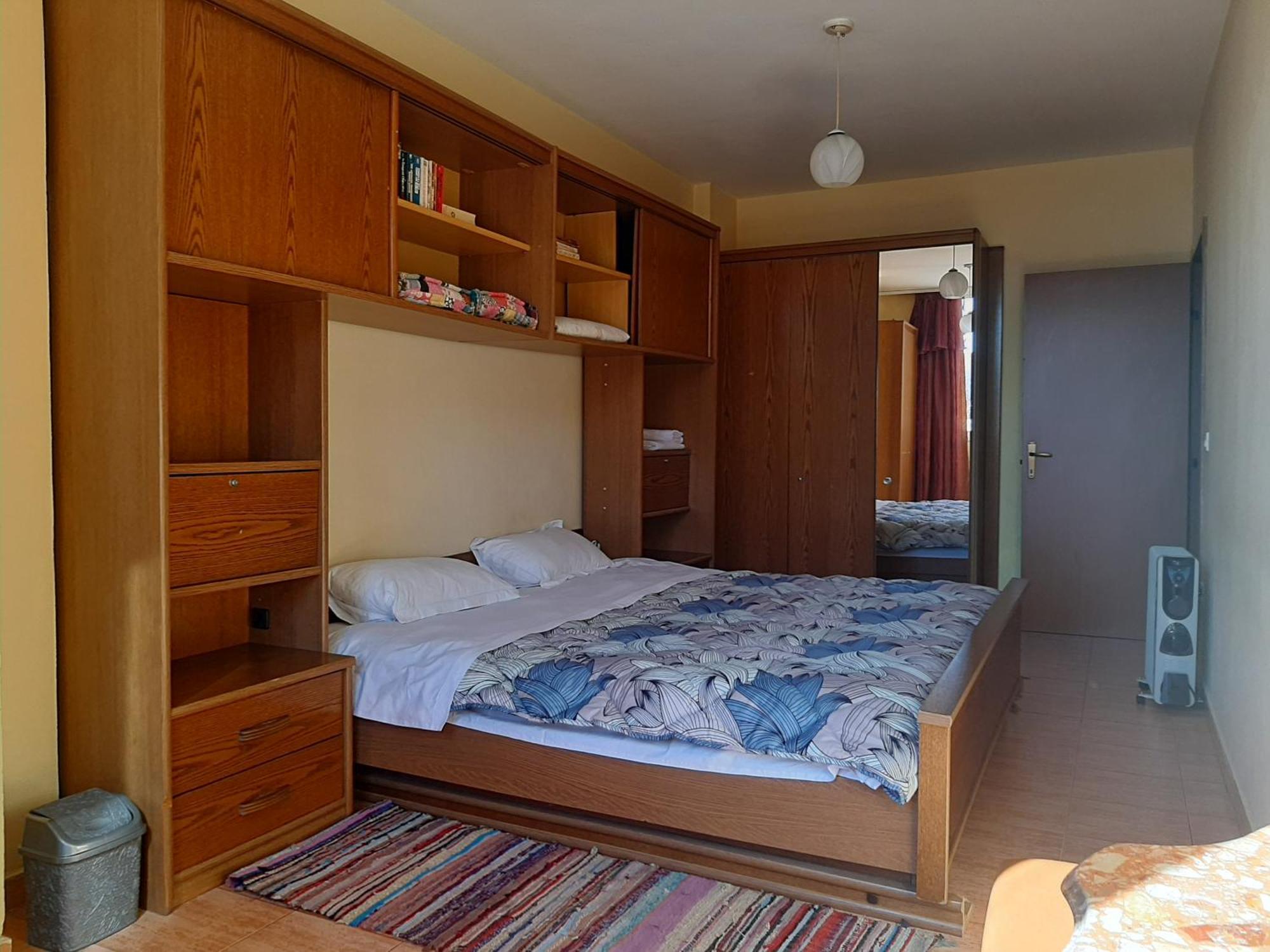 Enki'S Guesthouse Tirana Extérieur photo